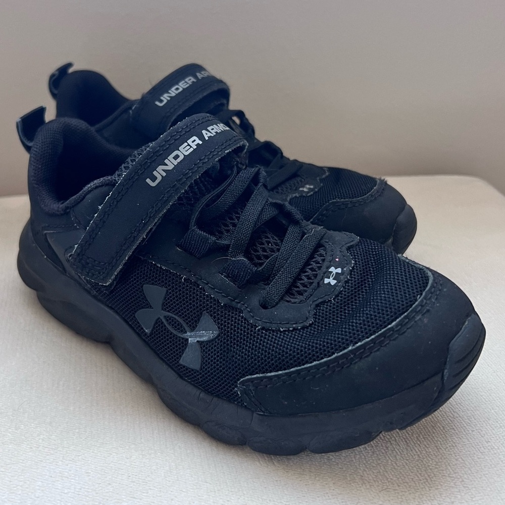 Kids under Armour shoes